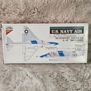 Nichimo 1:300 A-4F Skyhawk RA-5C Vigilante US Navy Model Kit 23